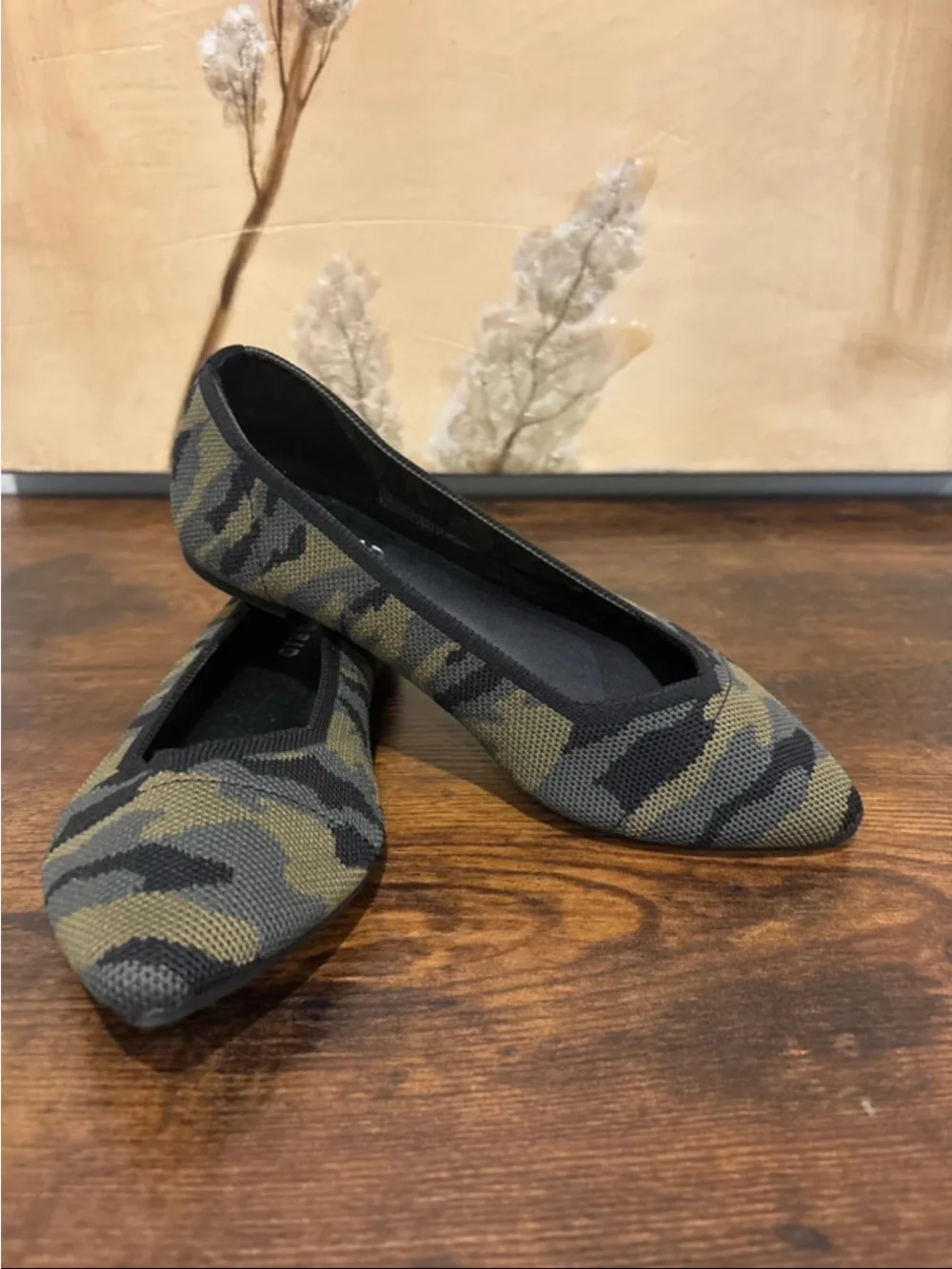 torrid pointed toe